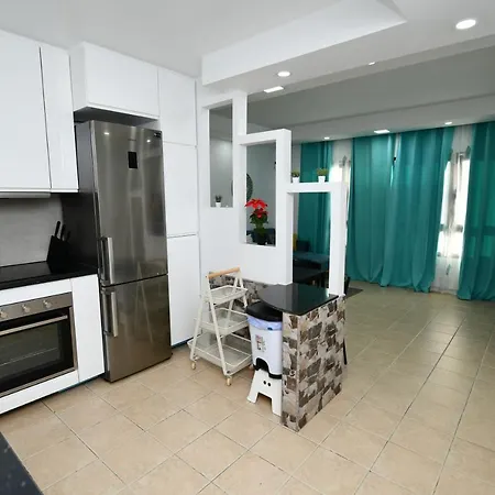 Yuliana Appartement *