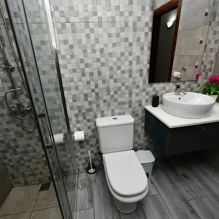 Yuliana Appartement *